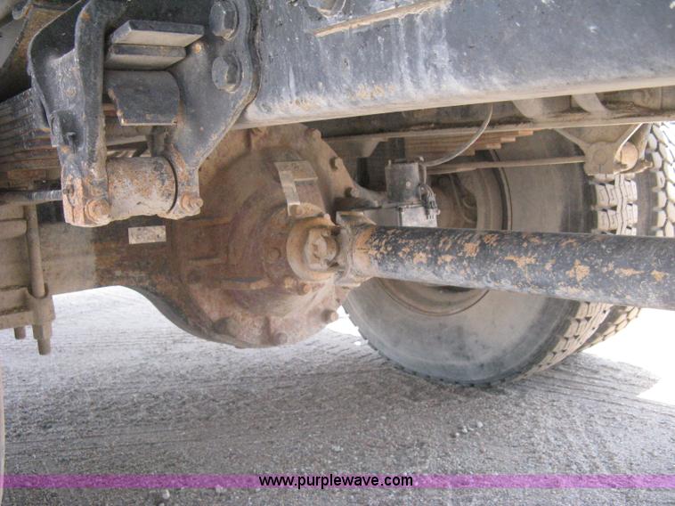 image for item A6428 1990 Ford F800 flatbed crane truck