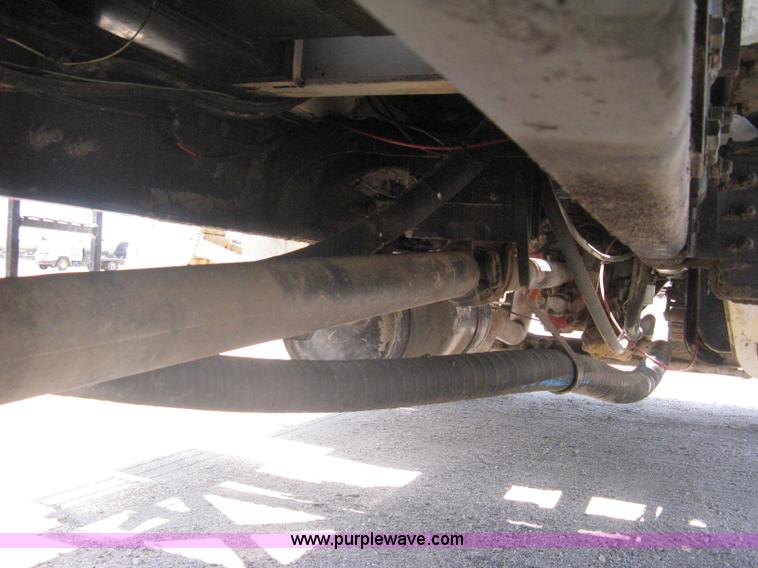 image for item A6428 1990 Ford F800 flatbed crane truck