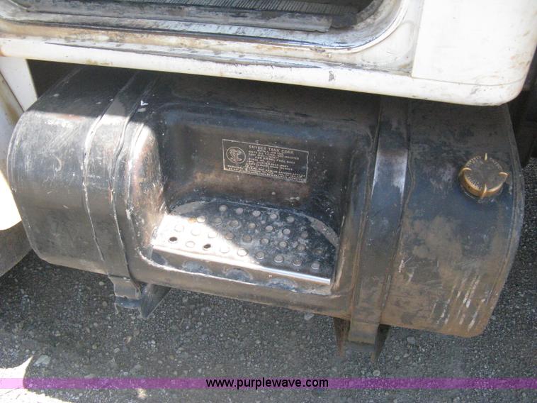 image for item A6429 1988 International S1700 flatbed dump truck