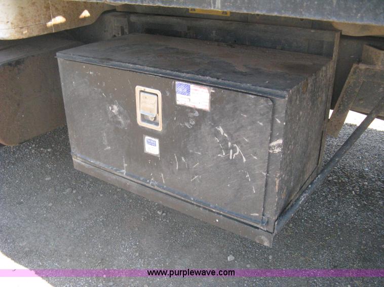 image for item A6429 1988 International S1700 flatbed dump truck