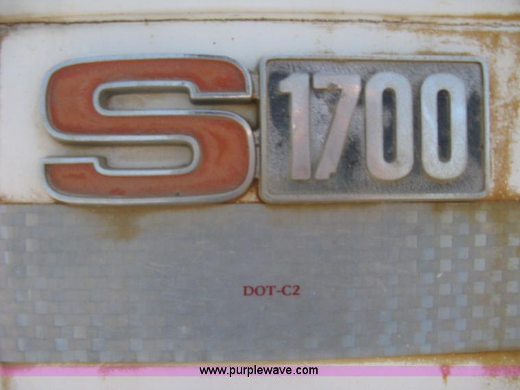 image for item A6429 1988 International S1700 flatbed dump truck