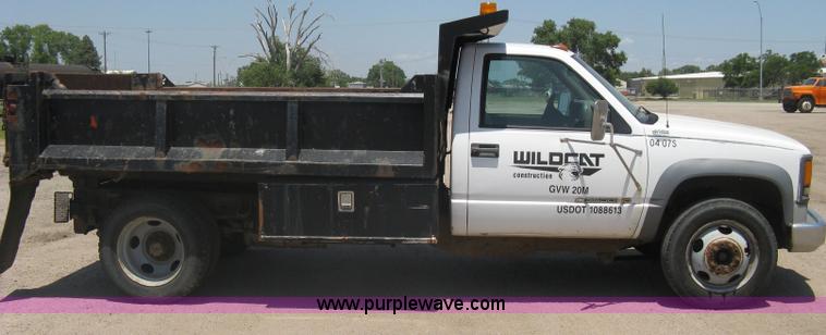 image for item A6431 1999 Chevrolet 3500 HD dump truck