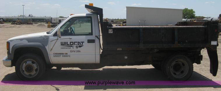 image for item A6431 1999 Chevrolet 3500 HD dump truck