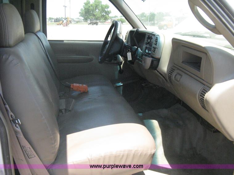 image for item A6431 1999 Chevrolet 3500 HD dump truck