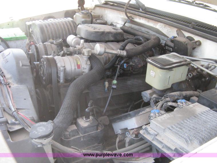 image for item A6431 1999 Chevrolet 3500 HD dump truck