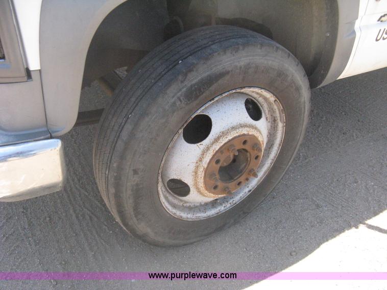 image for item A6431 1999 Chevrolet 3500 HD dump truck