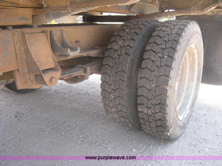 image for item A6431 1999 Chevrolet 3500 HD dump truck