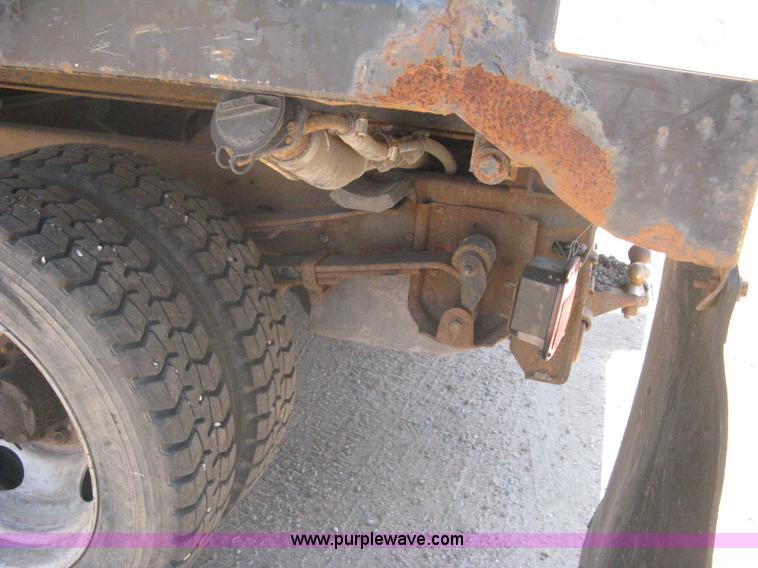 image for item A6431 1999 Chevrolet 3500 HD dump truck