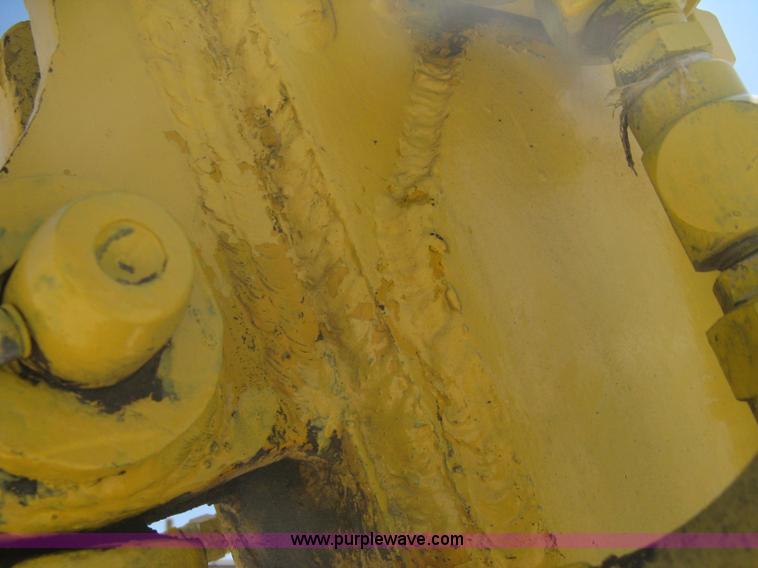 image for item A6432 2000 Komatsu PC75R excavator