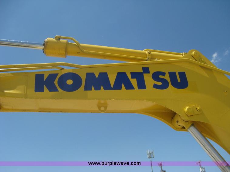 image for item A6432 2000 Komatsu PC75R excavator