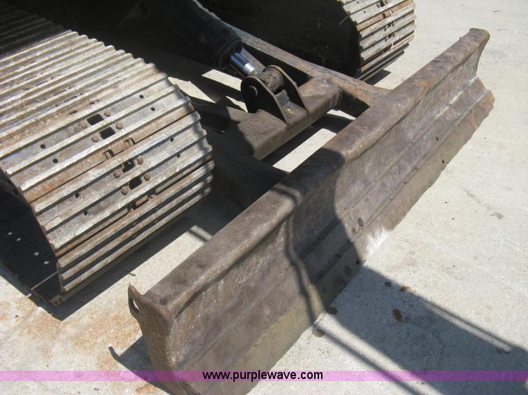 image for item A6432 2000 Komatsu PC75R excavator