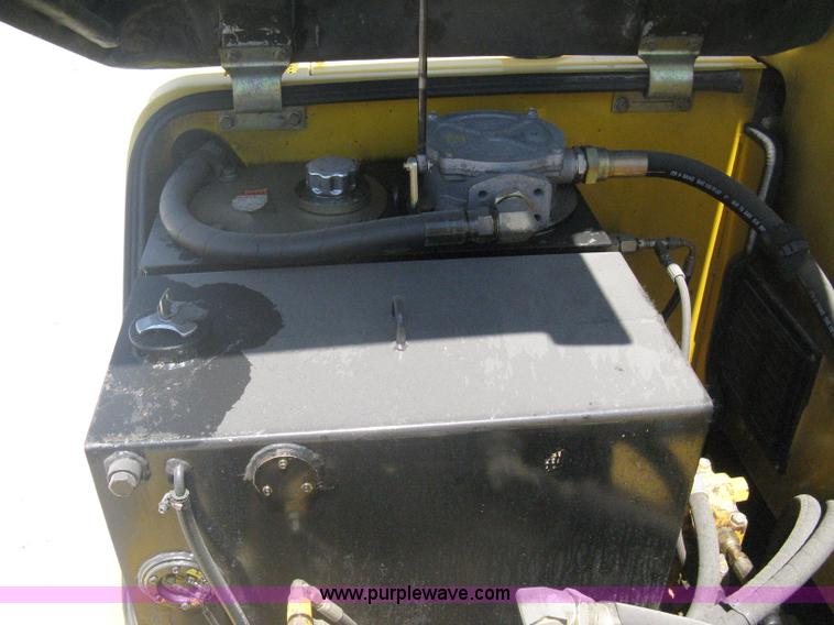 image for item A6432 2000 Komatsu PC75R excavator