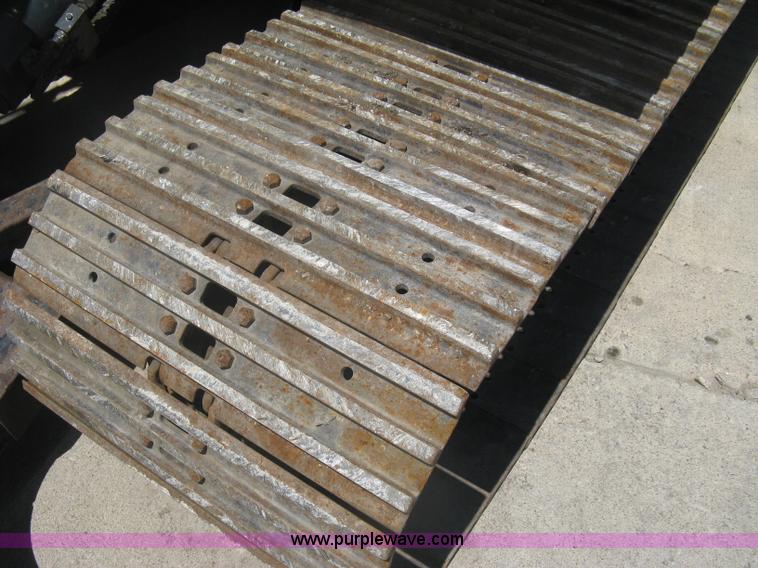 image for item A6432 2000 Komatsu PC75R excavator