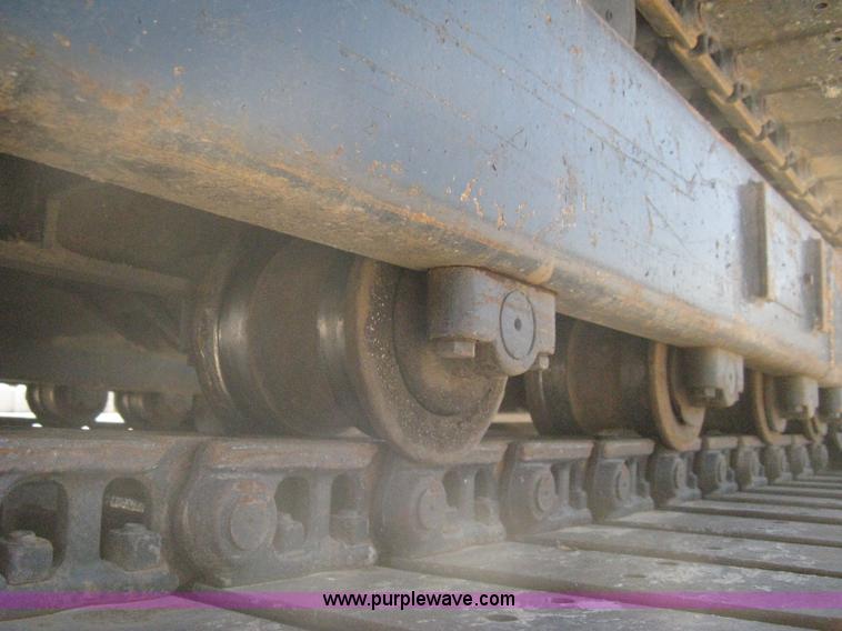 image for item A6432 2000 Komatsu PC75R excavator