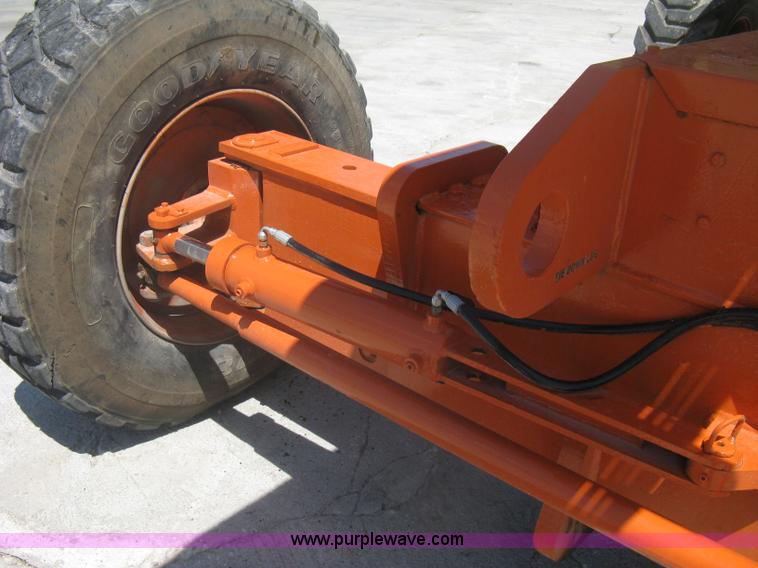 image for item A6433 1991 JLG 110HX boom lift