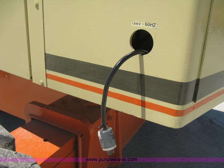 image for item A6433 1991 JLG 110HX boom lift