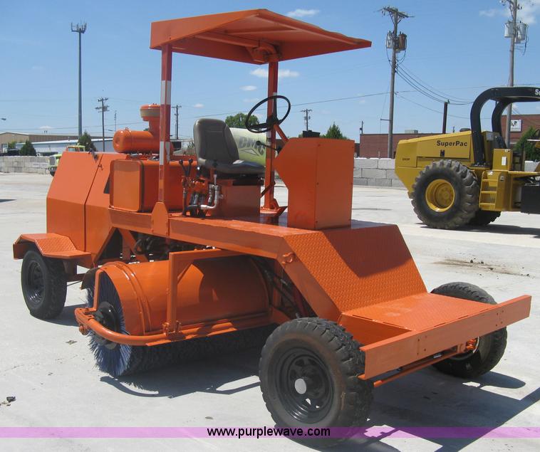 image for item A6434 Broce RC300 broom