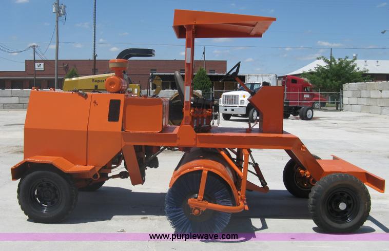 image for item A6434 Broce RC300 broom