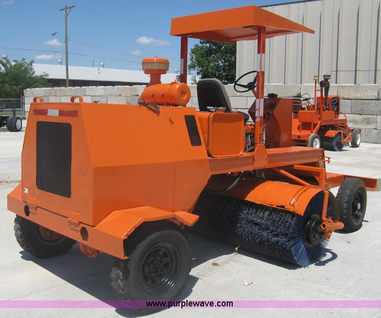 image for item A6434 Broce RC300 broom