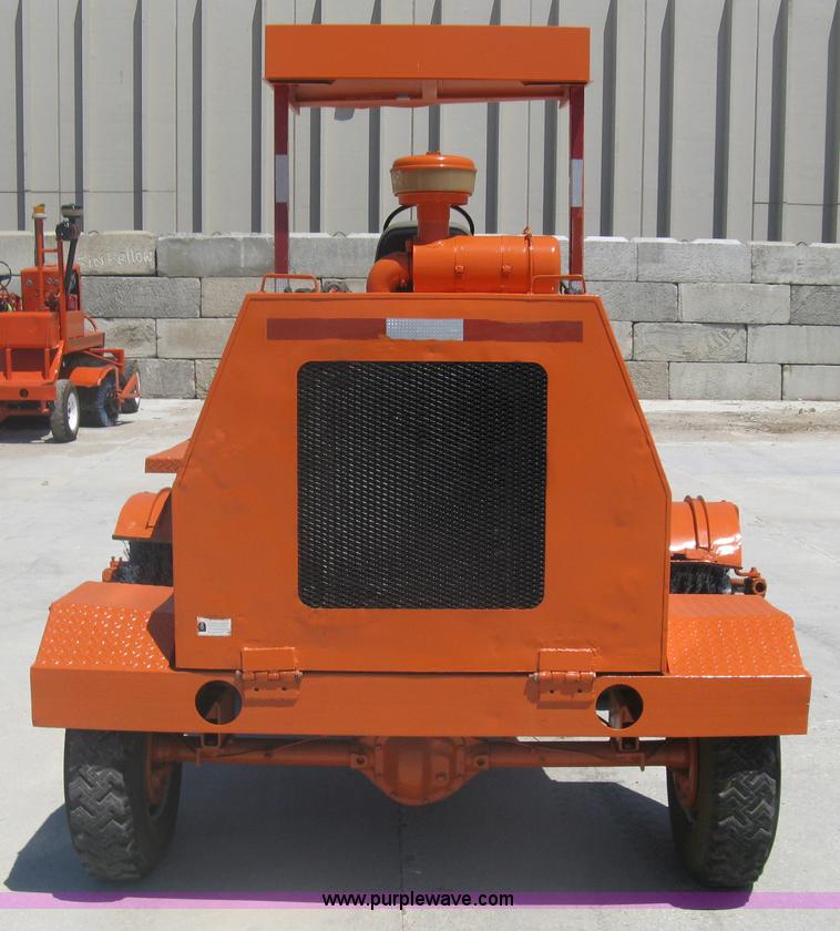 image for item A6434 Broce RC300 broom