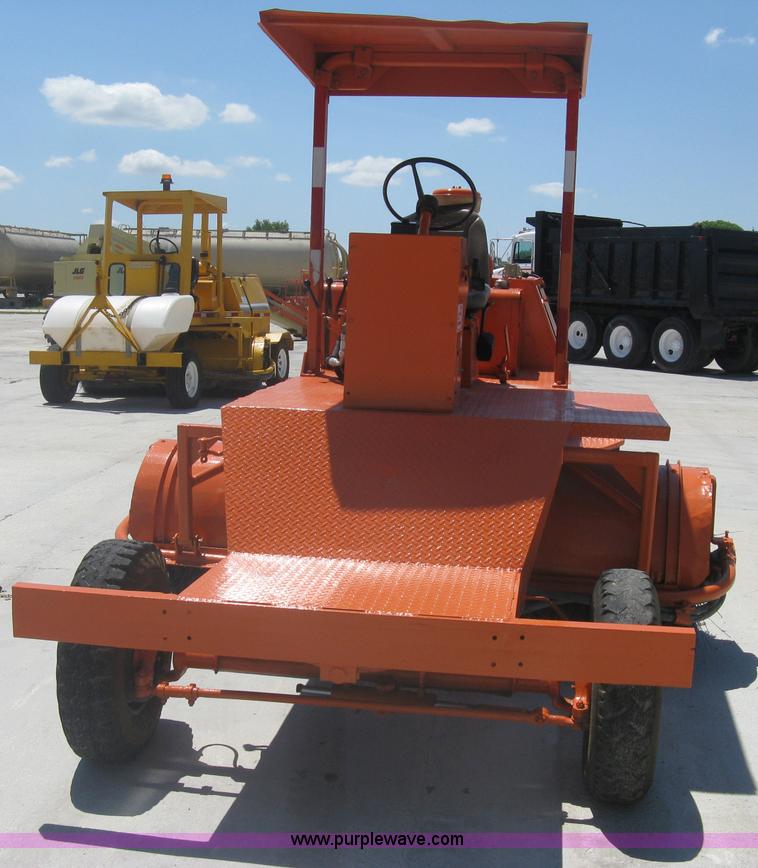 image for item A6434 Broce RC300 broom