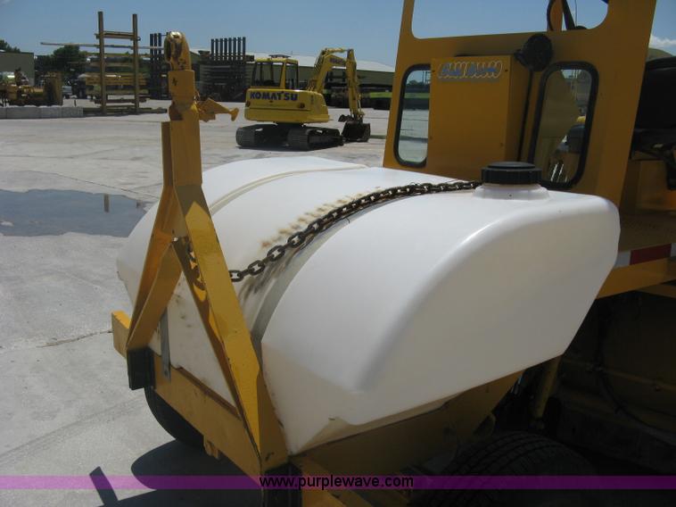 image for item A6435 Broce RJ300 broom