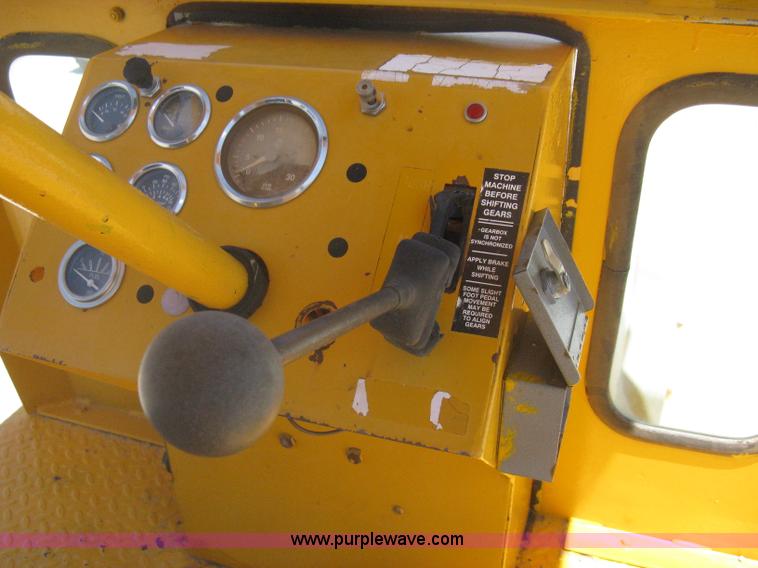 image for item A6435 Broce RJ300 broom