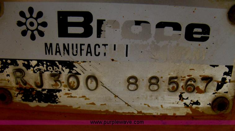 image for item A6435 Broce RJ300 broom