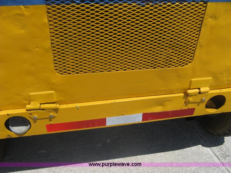 image for item A6435 Broce RJ300 broom