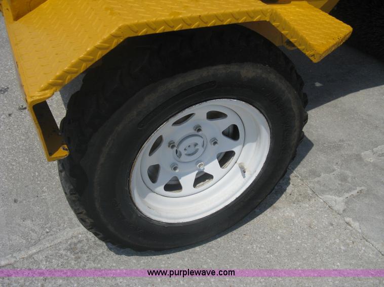 image for item A6435 Broce RJ300 broom