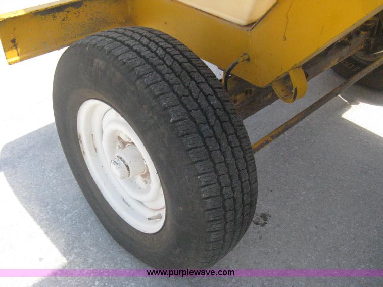 image for item A6435 Broce RJ300 broom