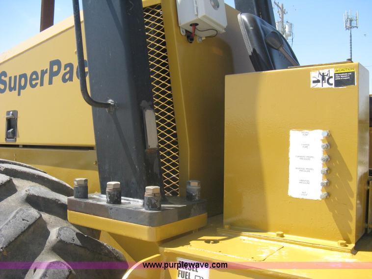 image for item A6437 Champion 840P SuperPac vibratory padfoot roller