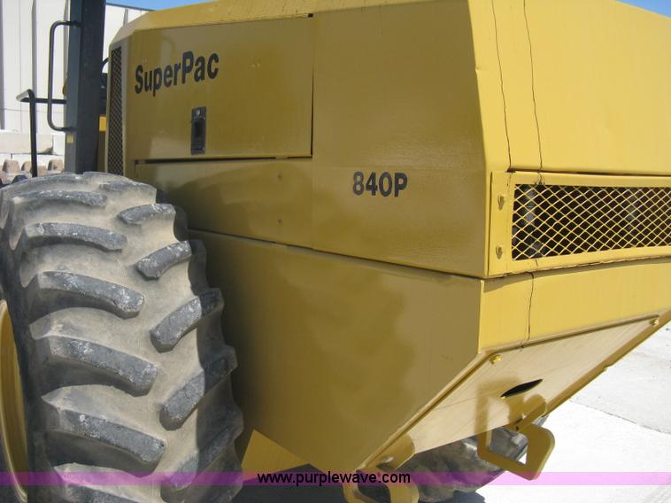 image for item A6437 Champion 840P SuperPac vibratory padfoot roller