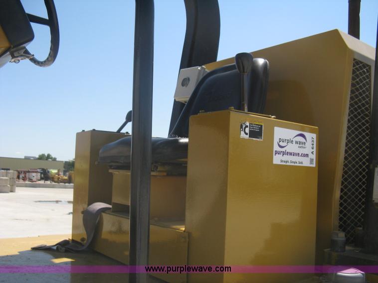 image for item A6437 Champion 840P SuperPac vibratory padfoot roller