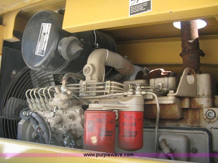 image for item A6437 Champion 840P SuperPac vibratory padfoot roller