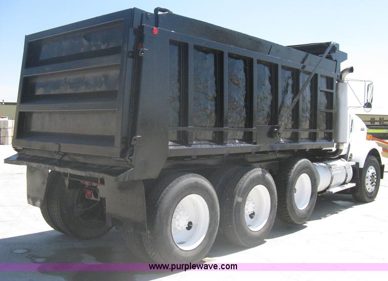 image for item A6438 1994 Kenworth T800B dump truck
