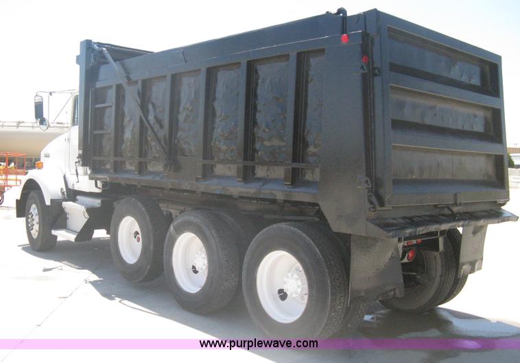 image for item A6438 1994 Kenworth T800B dump truck
