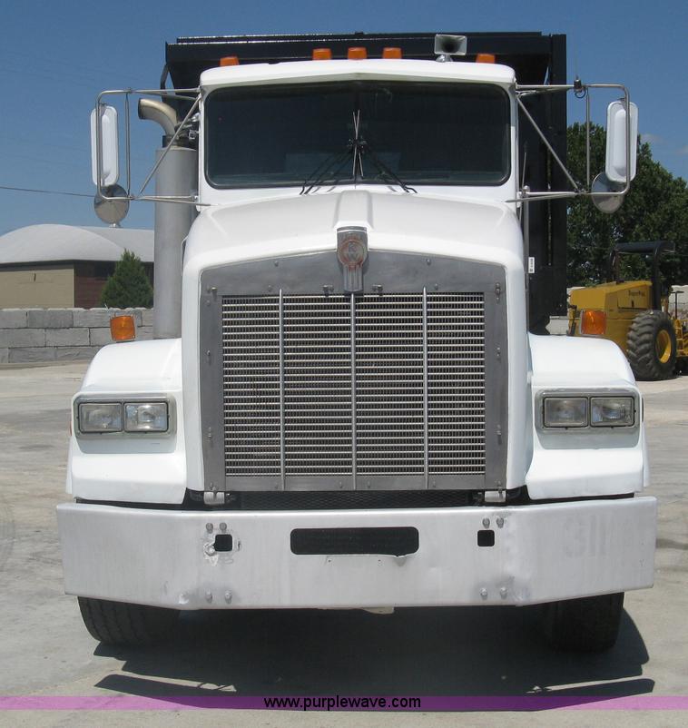 image for item A6438 1994 Kenworth T800B dump truck