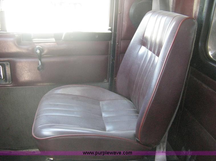 image for item A6438 1994 Kenworth T800B dump truck