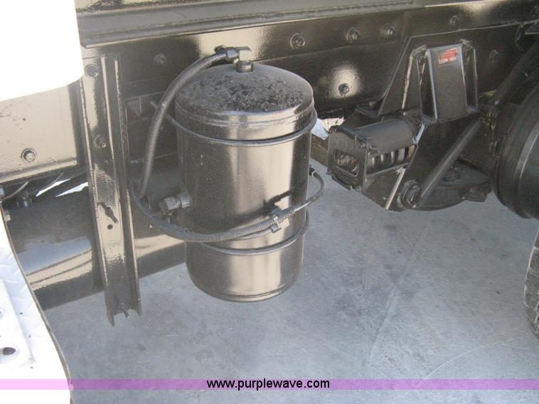 image for item A6438 1994 Kenworth T800B dump truck