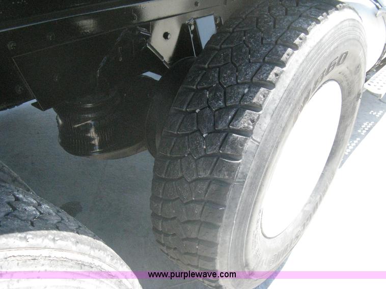 image for item A6438 1994 Kenworth T800B dump truck