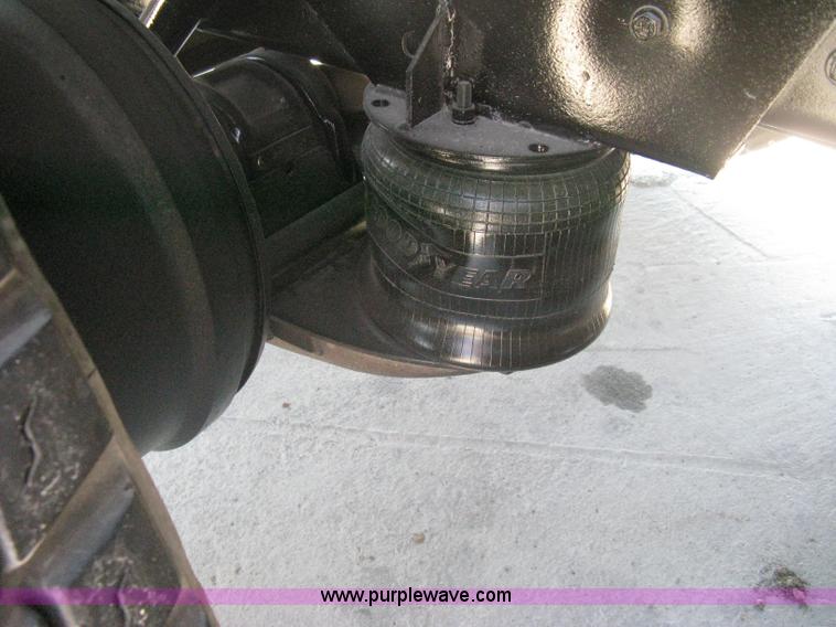 image for item A6438 1994 Kenworth T800B dump truck