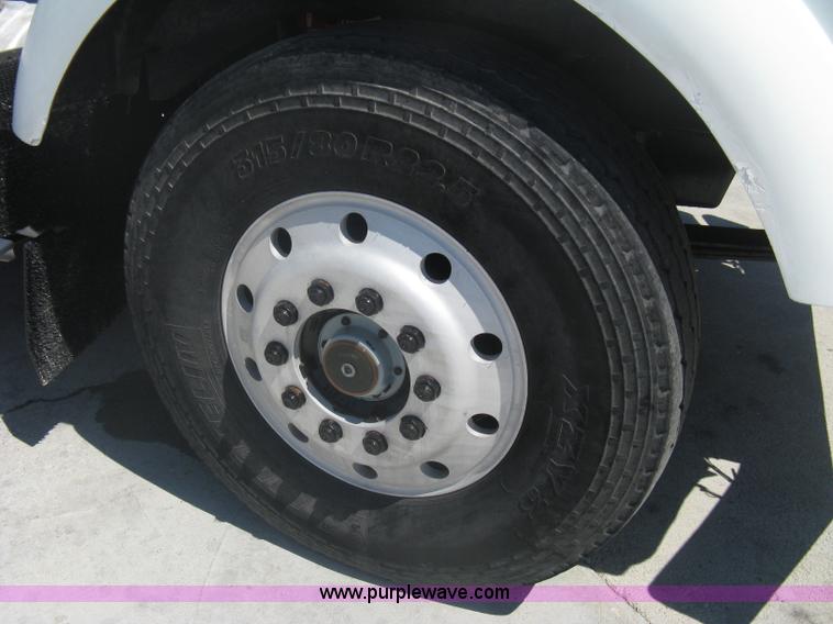 image for item A6438 1994 Kenworth T800B dump truck