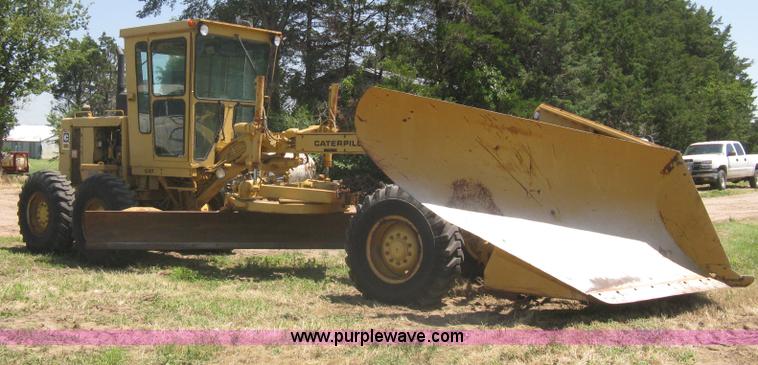 image for item A6441 1983 Caterpillar 120G motor grader
