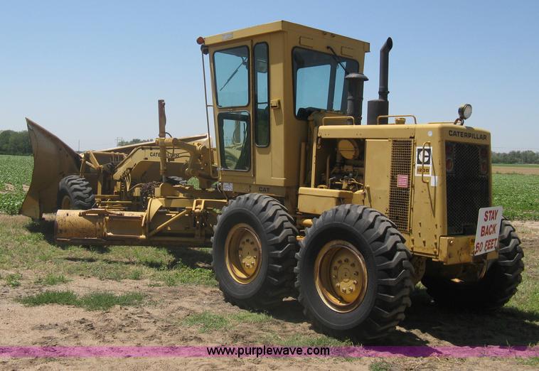 image for item A6441 1983 Caterpillar 120G motor grader