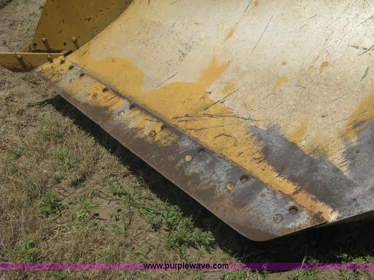 image for item A6441 1983 Caterpillar 120G motor grader