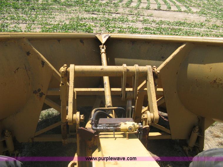 image for item A6441 1983 Caterpillar 120G motor grader