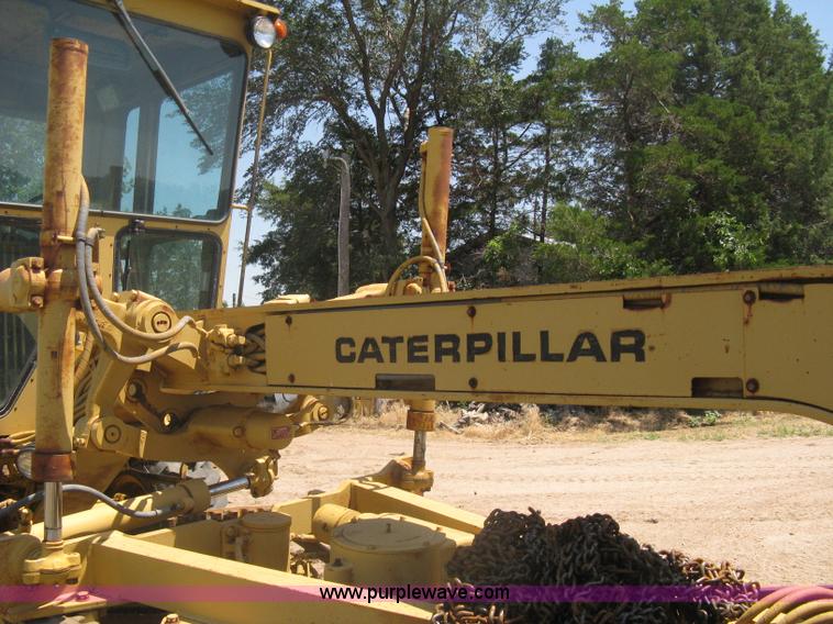 image for item A6441 1983 Caterpillar 120G motor grader