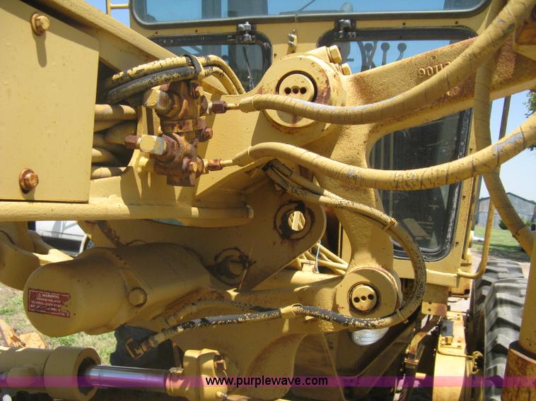 image for item A6441 1983 Caterpillar 120G motor grader