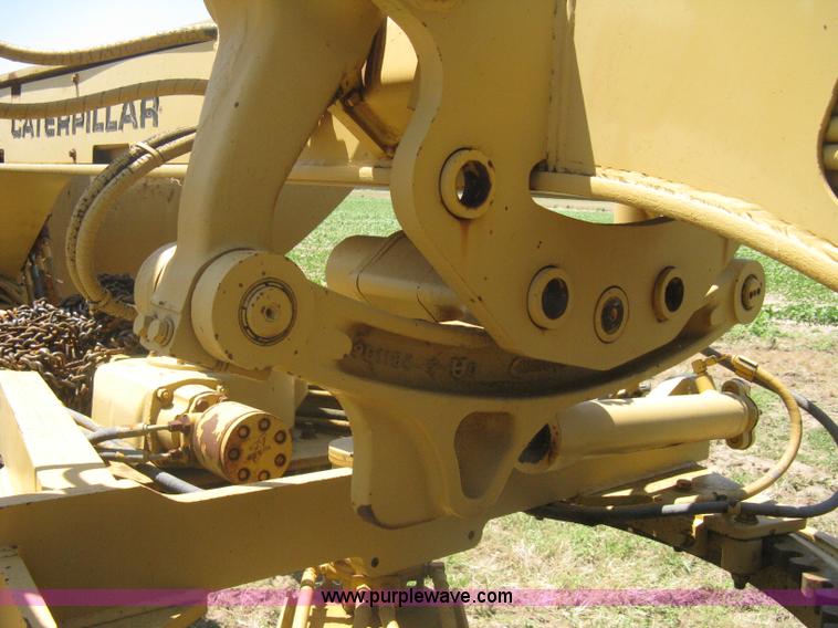 image for item A6441 1983 Caterpillar 120G motor grader